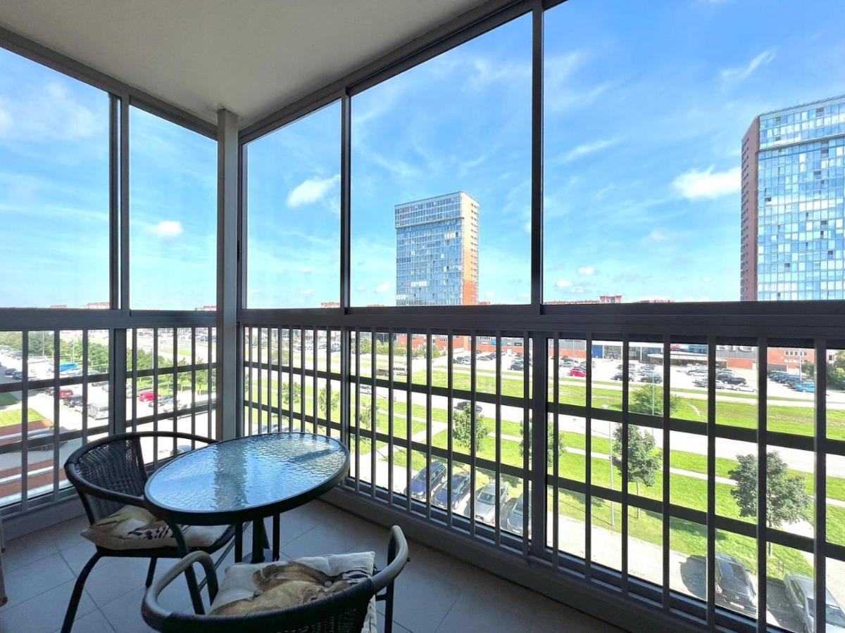 Apartment On Avenue Taikos 120 C ไคลเพดา ภายนอก รูปภาพ