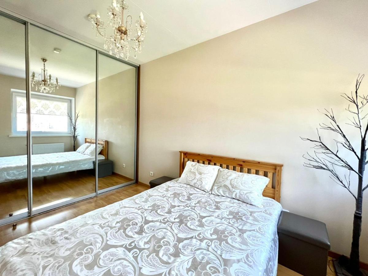 Apartment On Avenue Taikos 120 C ไคลเพดา ภายนอก รูปภาพ